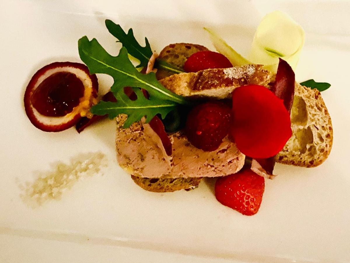 Le Cheval Blanc 호텔 Jargeau 외부 사진