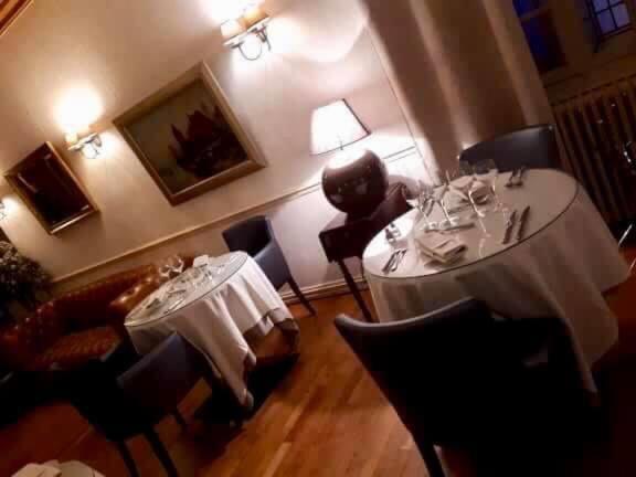 Le Cheval Blanc 호텔 Jargeau 외부 사진